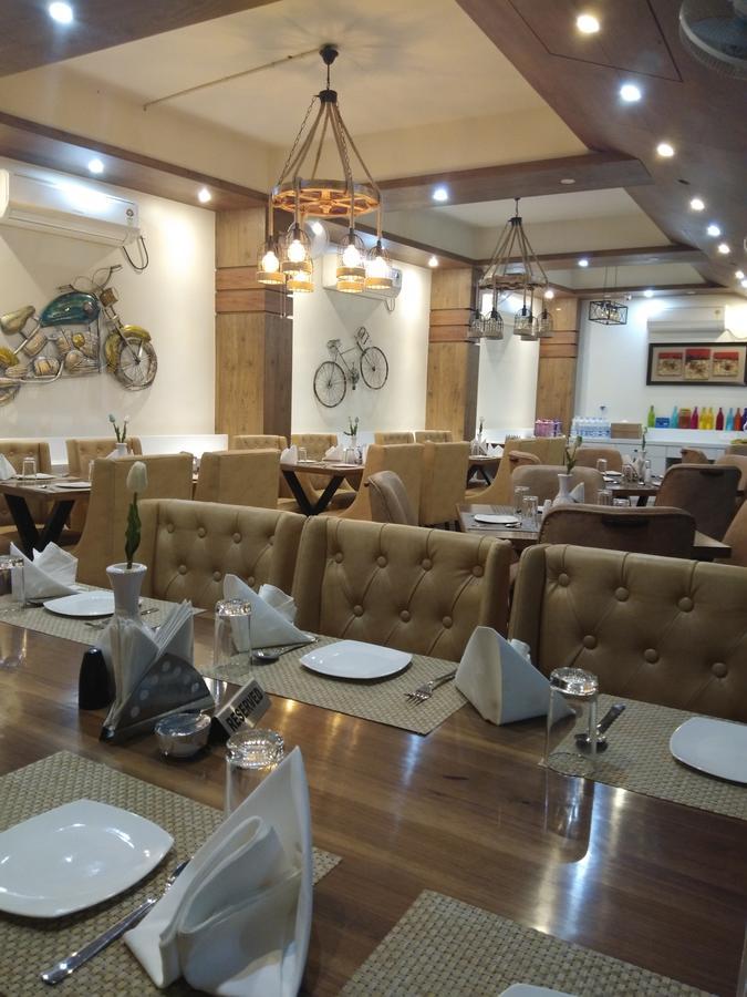 كاتيحار Hotel Khetan Palace المظهر الخارجي الصورة