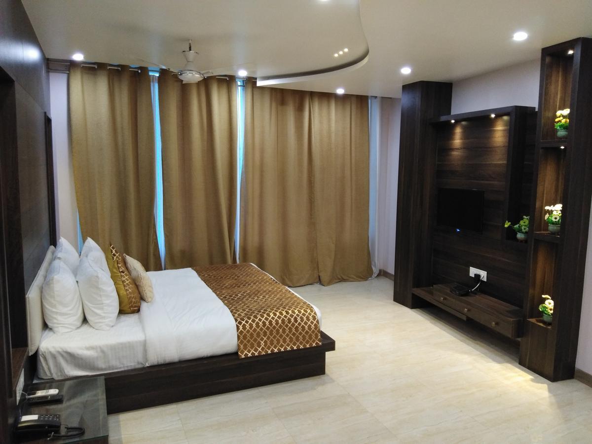 كاتيحار Hotel Khetan Palace المظهر الخارجي الصورة